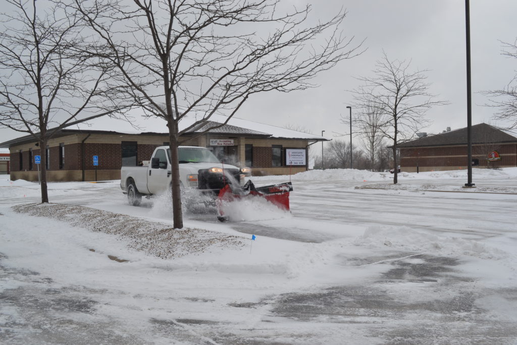 Scooping Snow with Boss XT V Plow - Green Thumb Advice